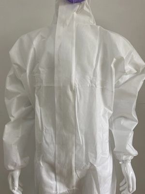 タイプ5及び6のつなぎ服のフードとの防水Microporuousの医学の保護スーツの白